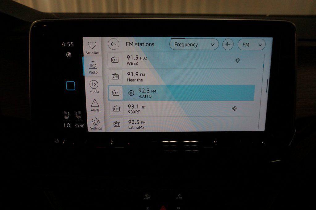 new 2026 Volkswagen Atlas car, priced at $52,338