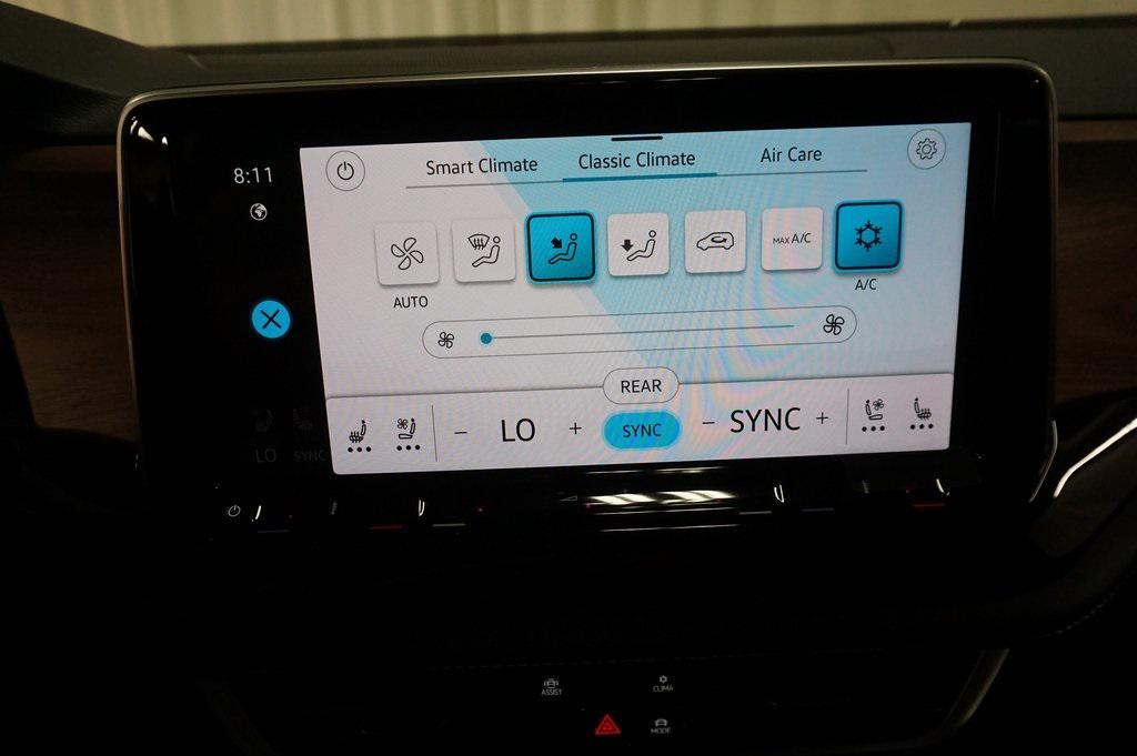 new 2026 Volkswagen Atlas car, priced at $39,245