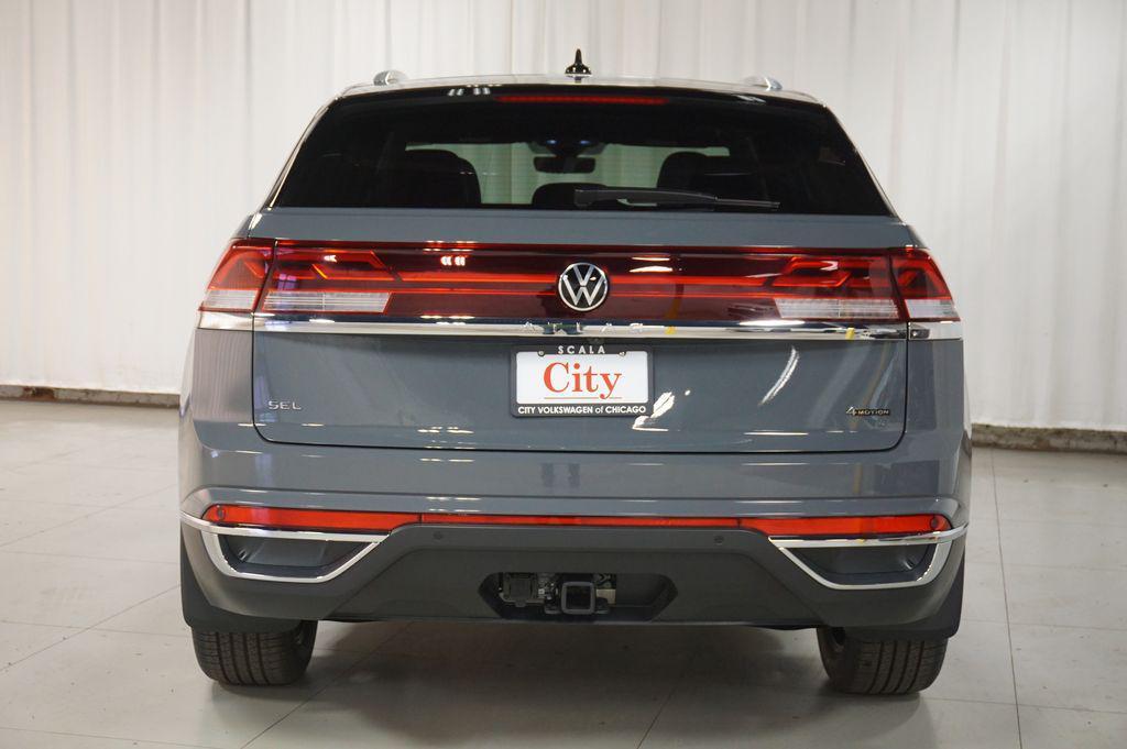 new 2026 Volkswagen Atlas Cross Sport car, priced at $46,353