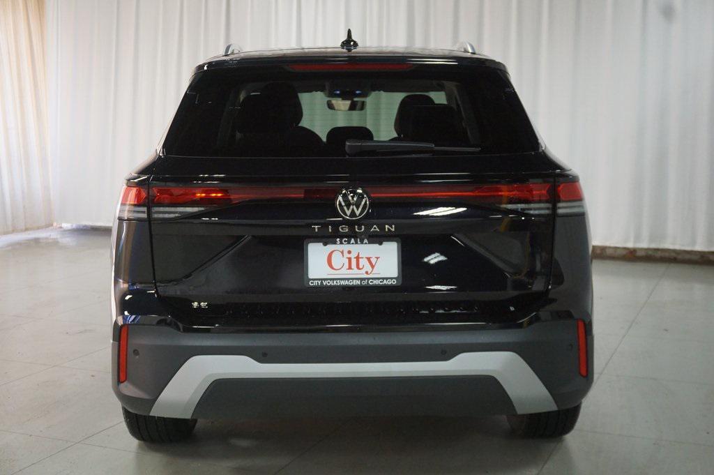 new 2025 Volkswagen Tiguan car, priced at $31,725