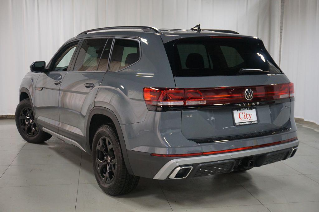 new 2026 Volkswagen Atlas car, priced at $45,014