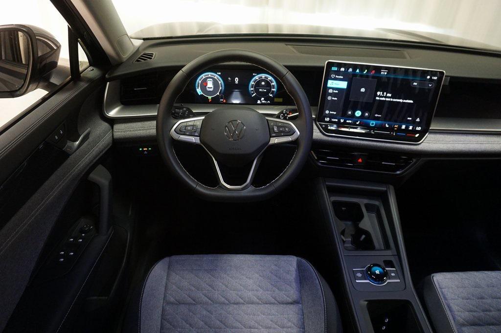 new 2026 Volkswagen Tiguan car, priced at $32,553
