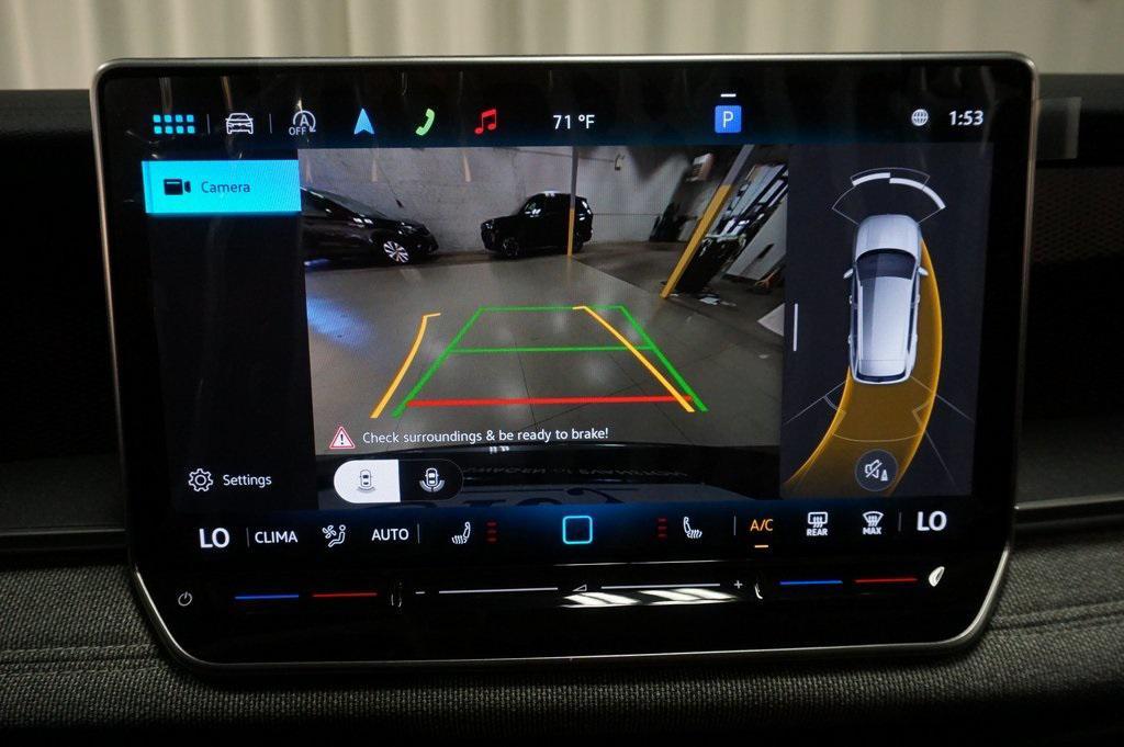 new 2026 Volkswagen Tiguan car, priced at $32,553