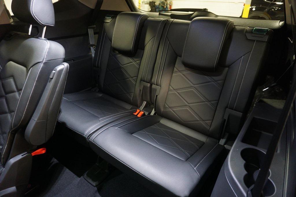 new 2026 Volkswagen Atlas car, priced at $45,545