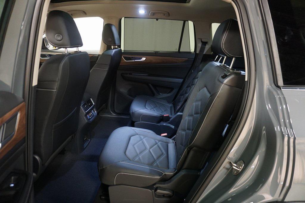 new 2026 Volkswagen Atlas car, priced at $45,545