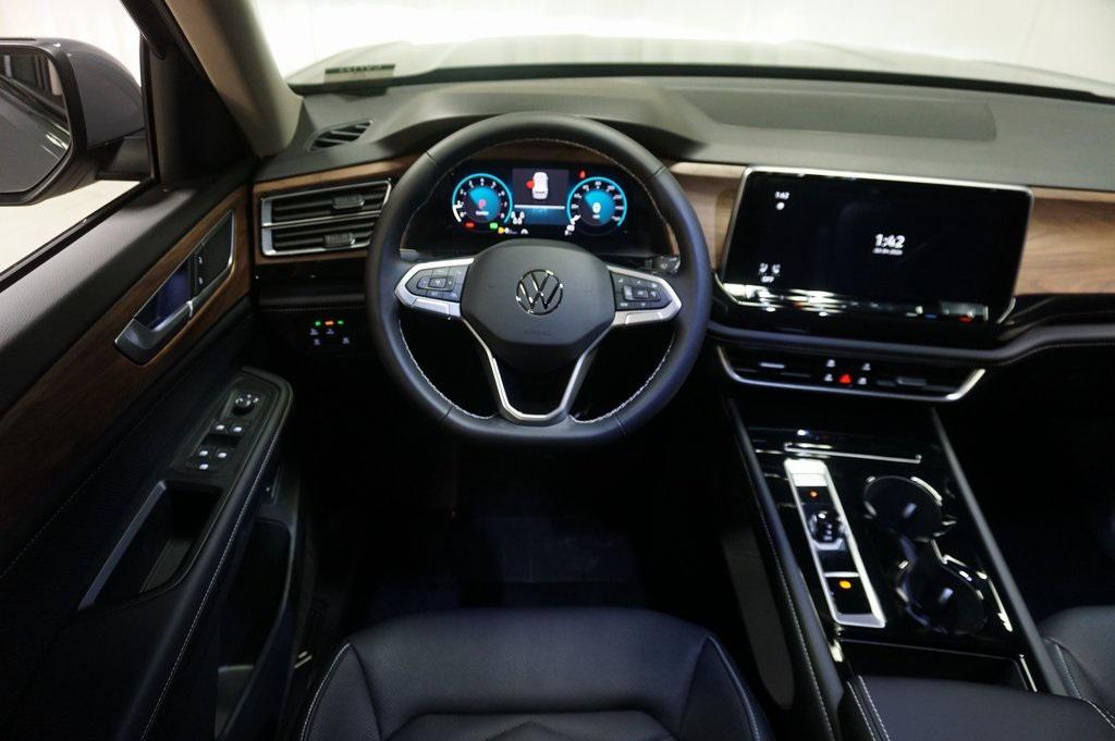 new 2026 Volkswagen Atlas car, priced at $45,545