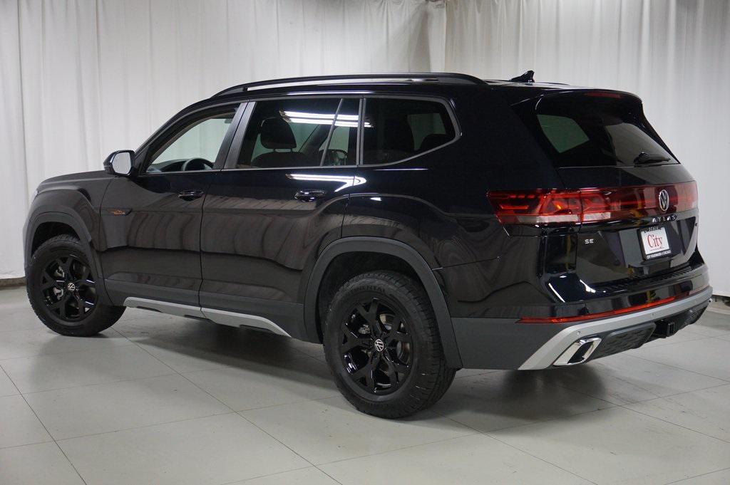 new 2026 Volkswagen Atlas car, priced at $45,827