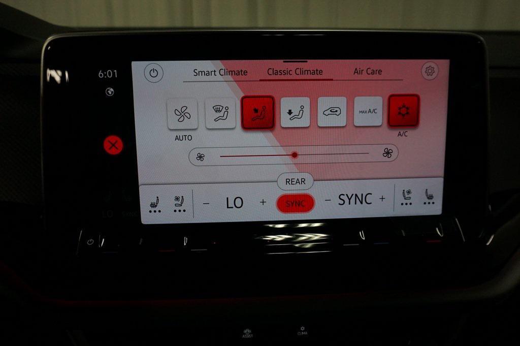 new 2026 Volkswagen Atlas car, priced at $45,827