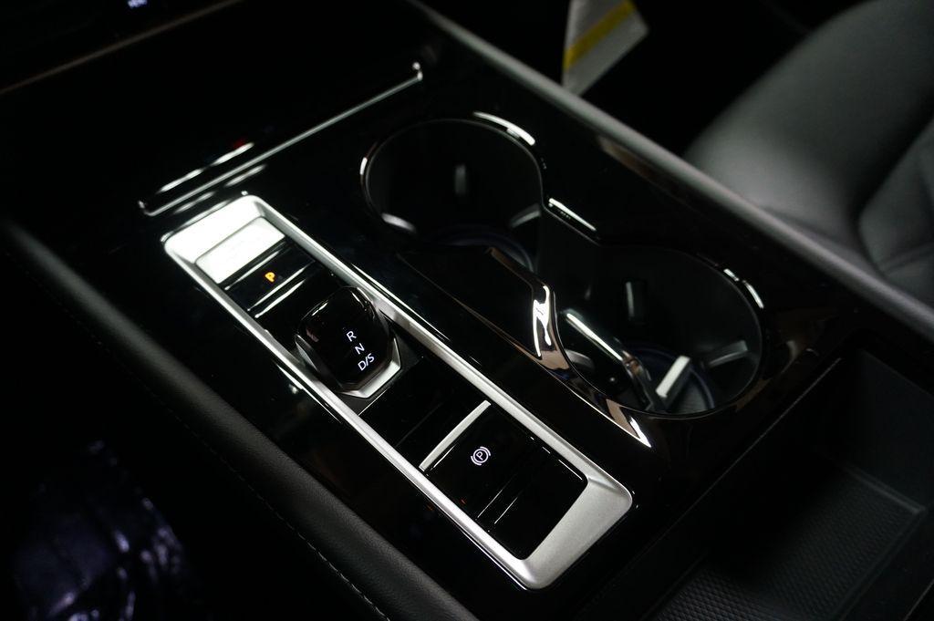 new 2026 Volkswagen Atlas car, priced at $44,947