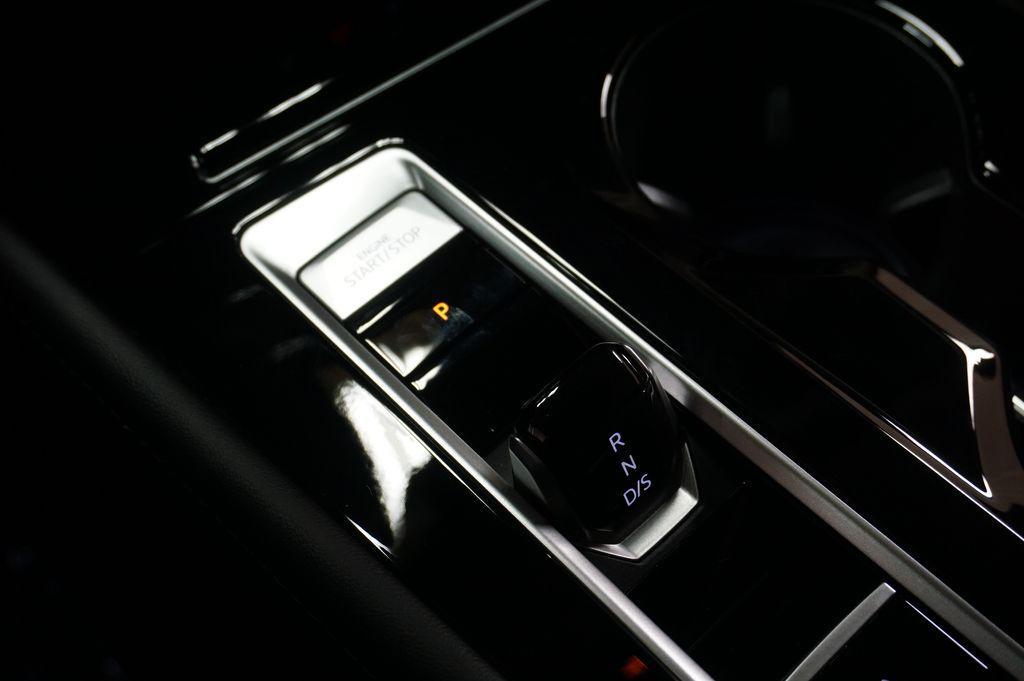 new 2026 Volkswagen Atlas car, priced at $44,947