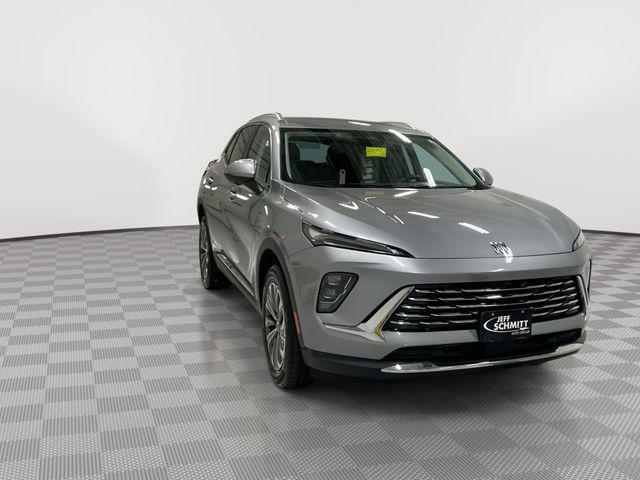 used 2025 Buick Envision car, priced at $27,247