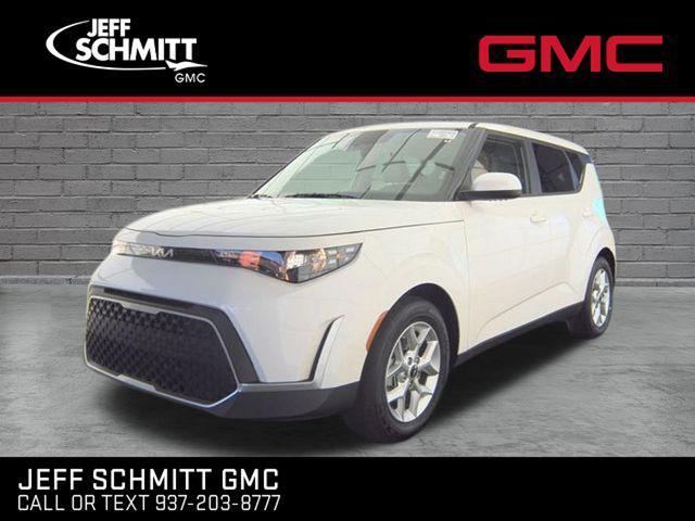 used 2025 Kia Soul car, priced at $21,398