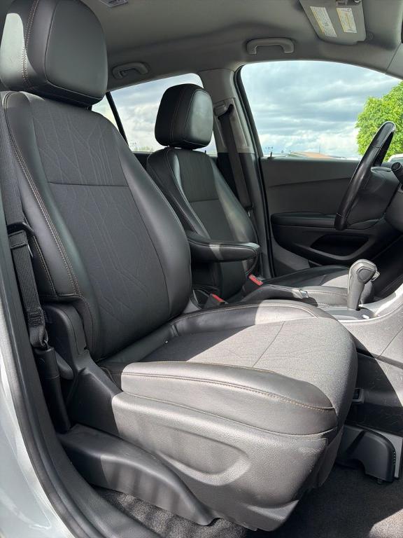used 2022 Chevrolet Trax car, priced at $17,374