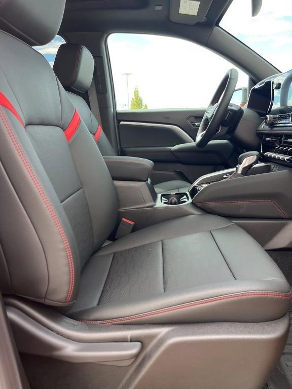 new 2026 Chevrolet Colorado car, priced at $44,304