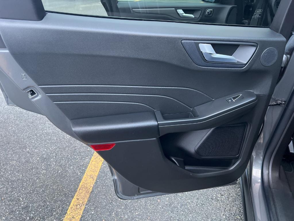 used 2023 Ford Escape car, priced at $25,279