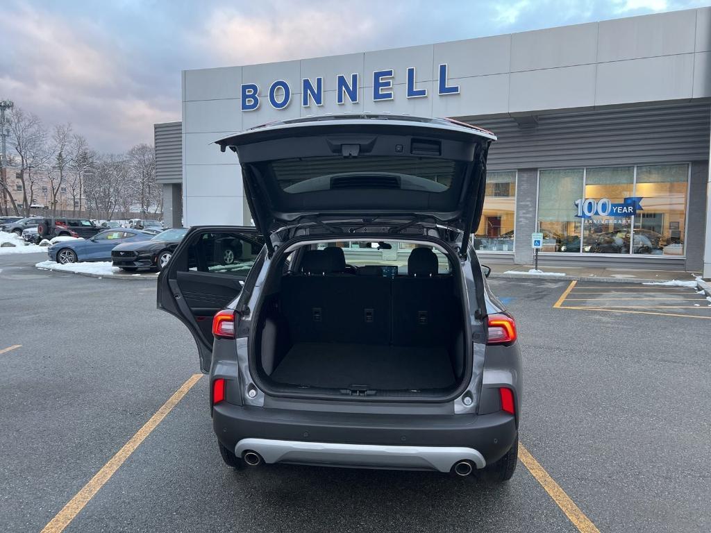 used 2023 Ford Escape car, priced at $25,279