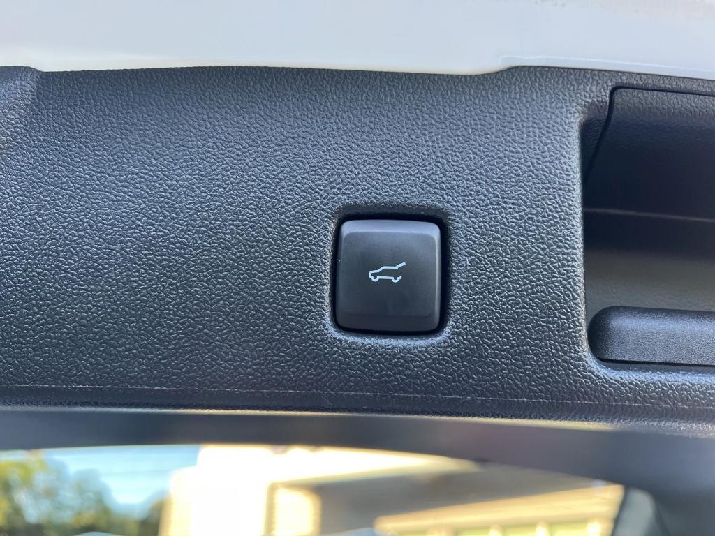 used 2023 Ford Escape car, priced at $29,089
