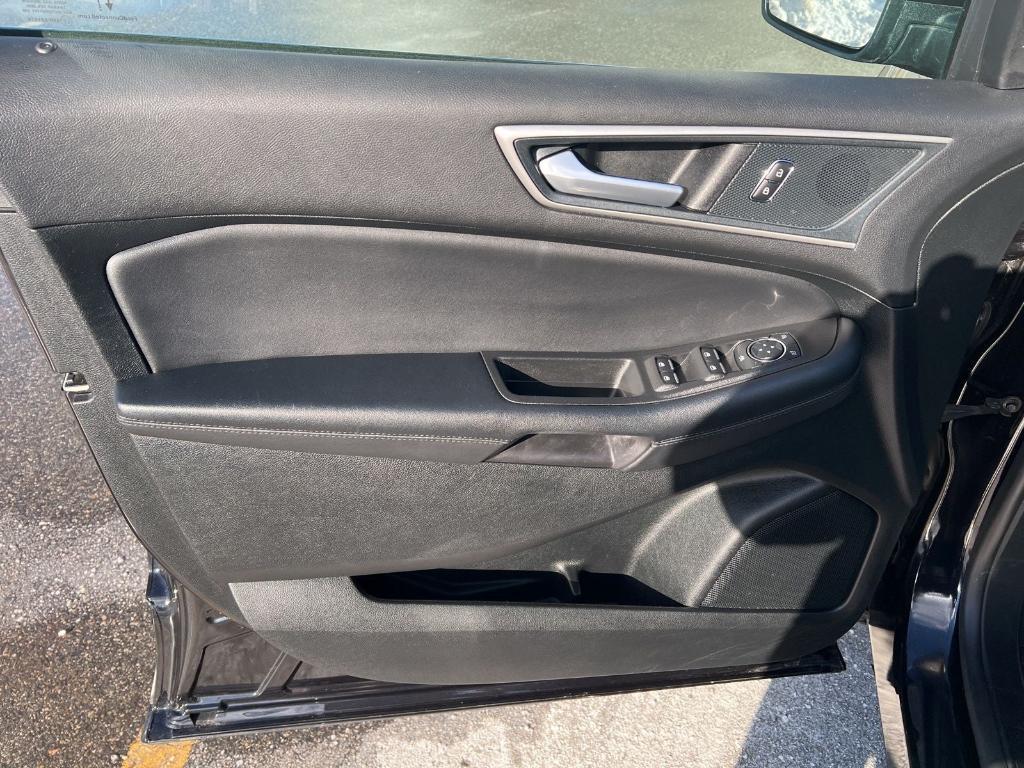 used 2024 Ford Edge car, priced at $29,393