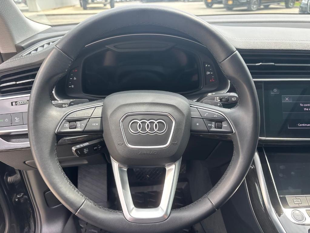 used 2023 Audi Q7 car, priced at $42,589