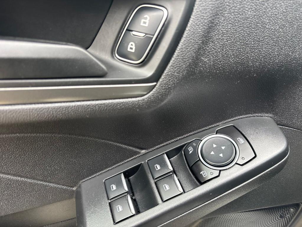 used 2023 Ford Escape car, priced at $26,289