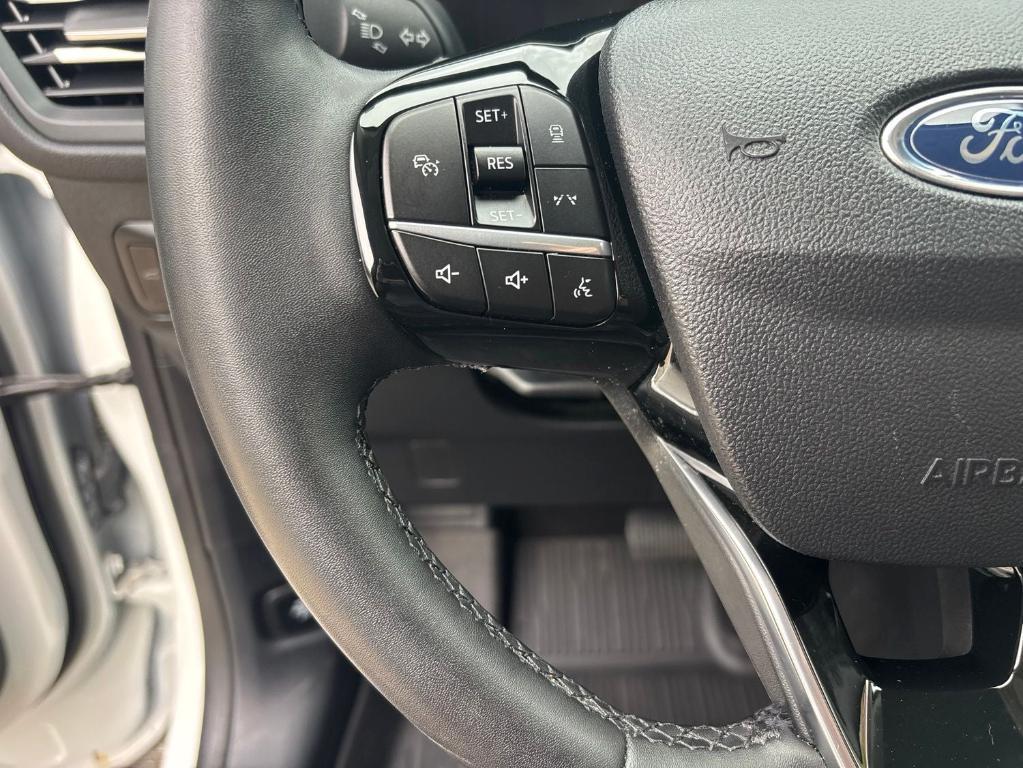 used 2023 Ford Escape car, priced at $26,389