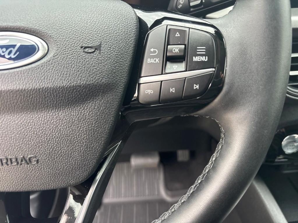 used 2023 Ford Escape car, priced at $26,389