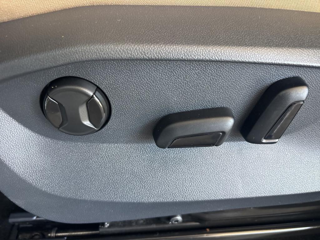 used 2024 Volkswagen Tiguan car, priced at $28,589
