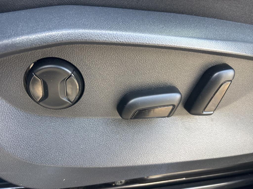 used 2022 Volkswagen Tiguan car, priced at $25,589