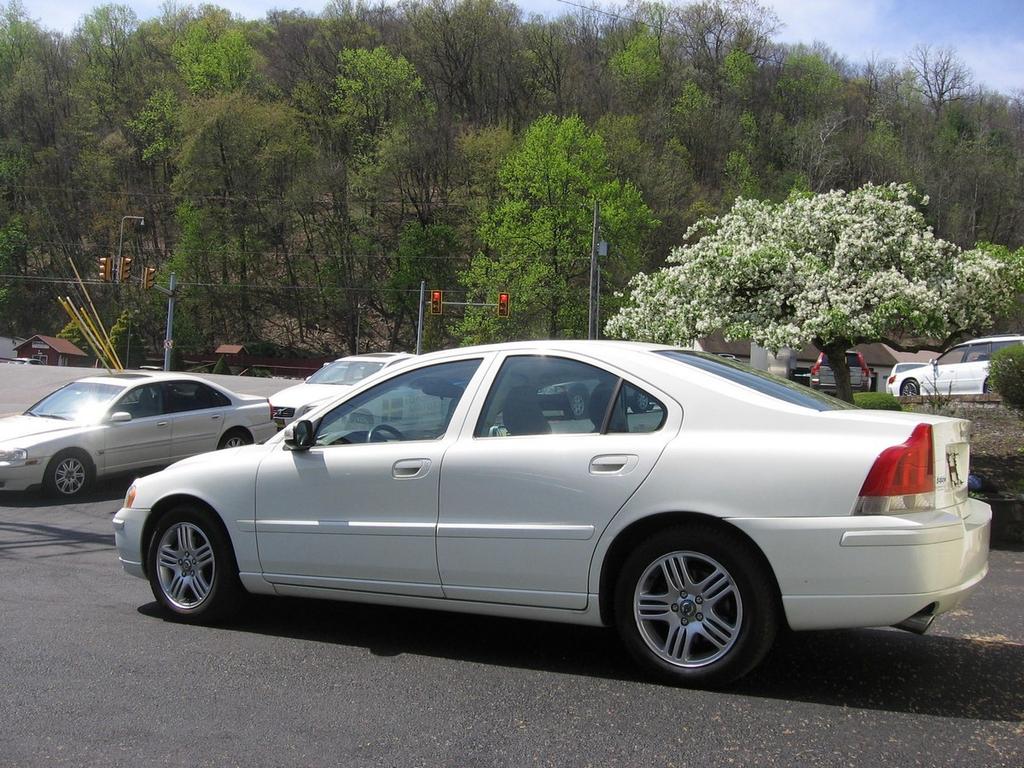 used 2008 Volvo S60 car, priced at $5,500