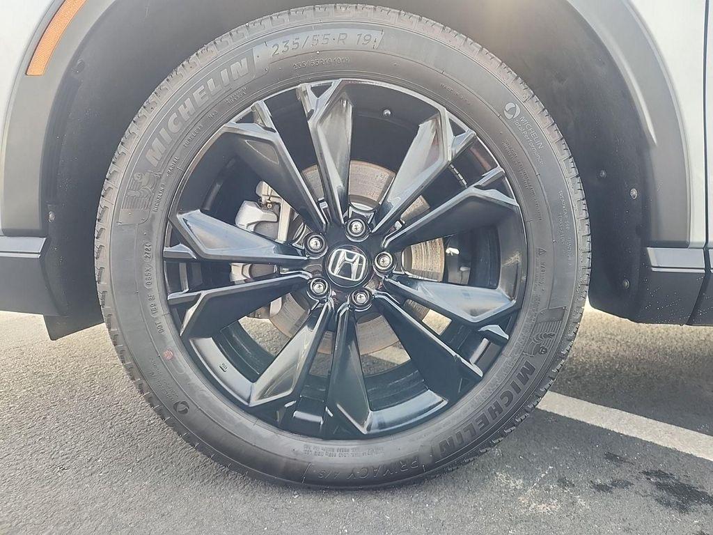 used 2025 Honda CR-V Hybrid car, priced at $37,300