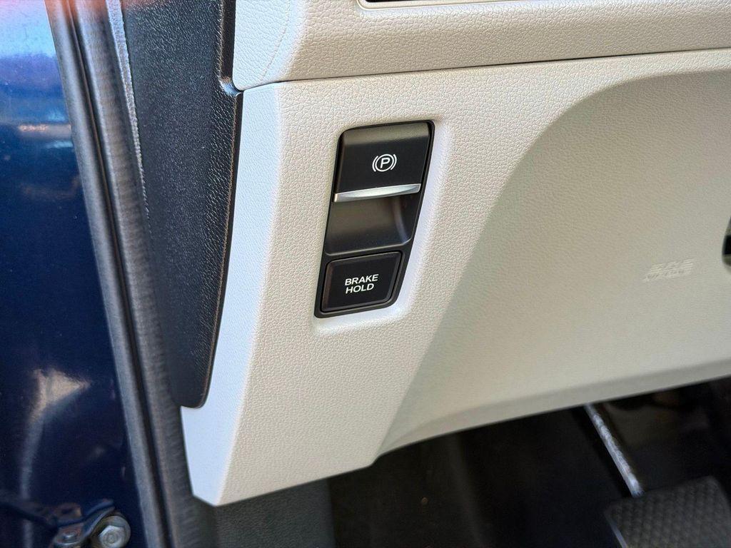 used 2024 Honda Odyssey car, priced at $38,900