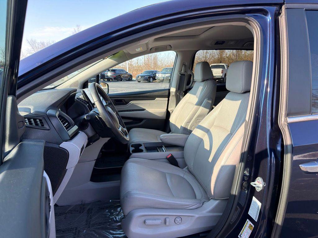 used 2024 Honda Odyssey car, priced at $38,900