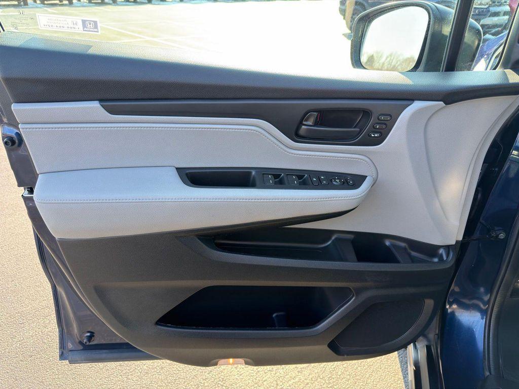 used 2024 Honda Odyssey car, priced at $38,900