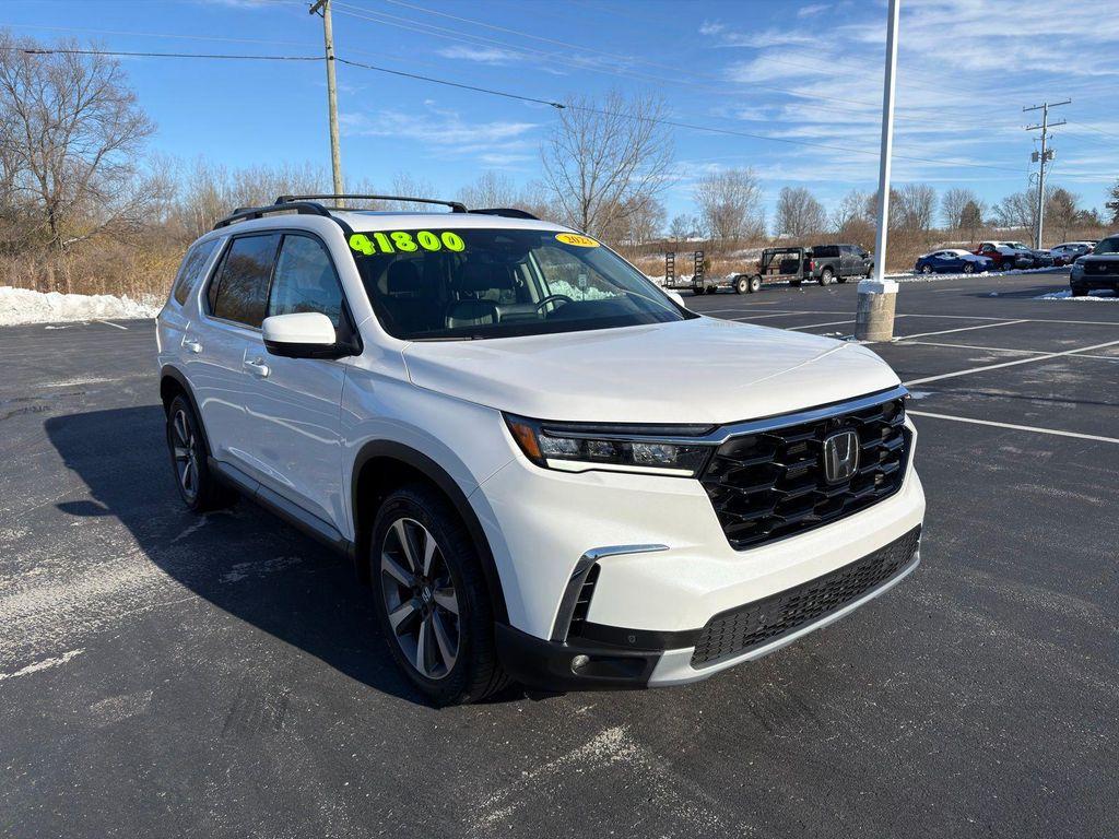 used 2023 Honda Pilot car, priced at $41,800