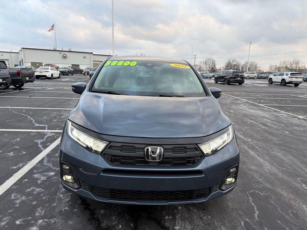 used 2025 Honda Odyssey car, priced at $38,800