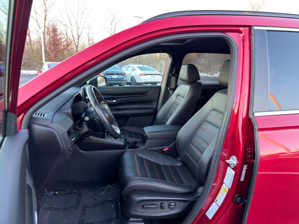 used 2024 Honda CR-V Hybrid car, priced at $33,800