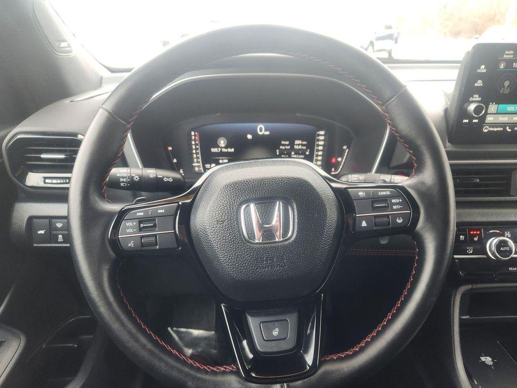 used 2025 Honda Pilot car, priced at $46,600