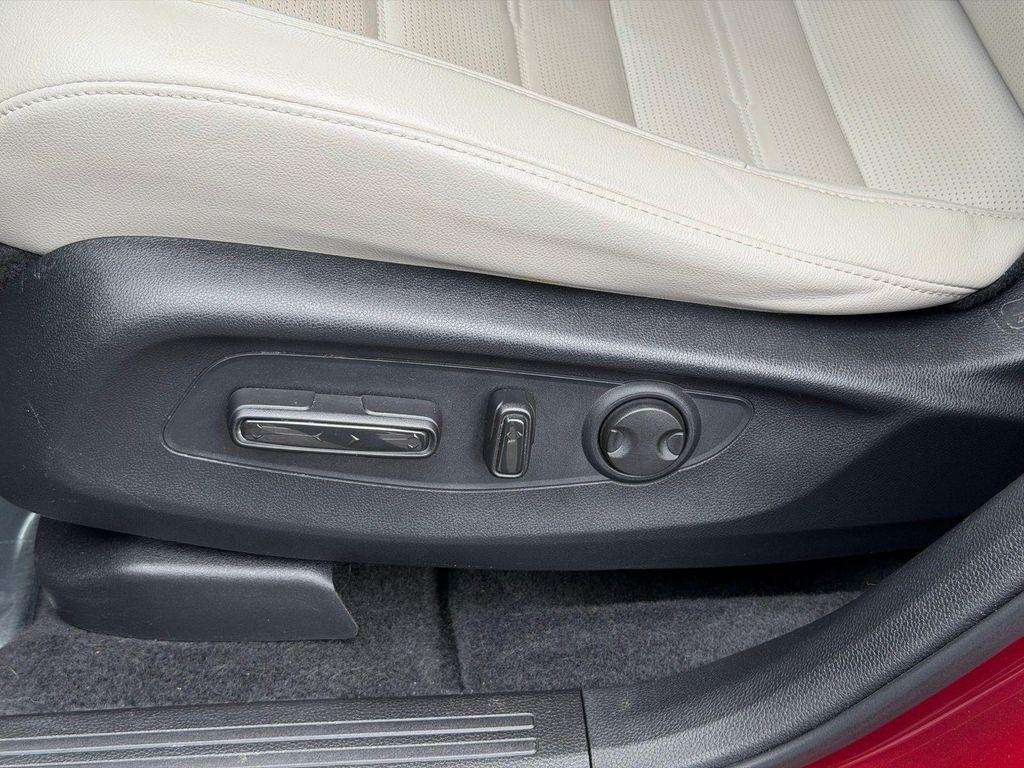 used 2024 Honda CR-V car, priced at $30,900