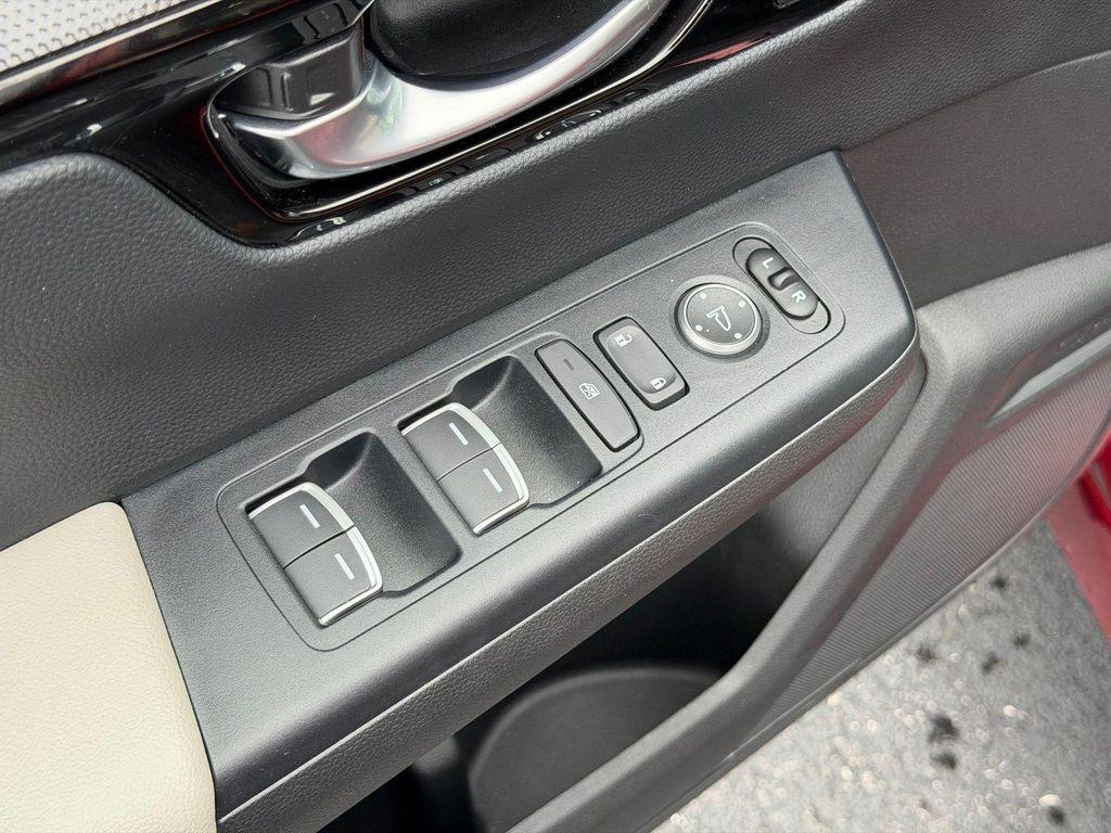 used 2024 Honda CR-V car, priced at $30,900