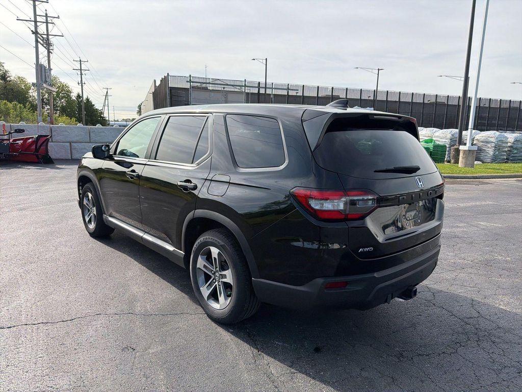 used 2023 Honda Pilot car, priced at $34,400
