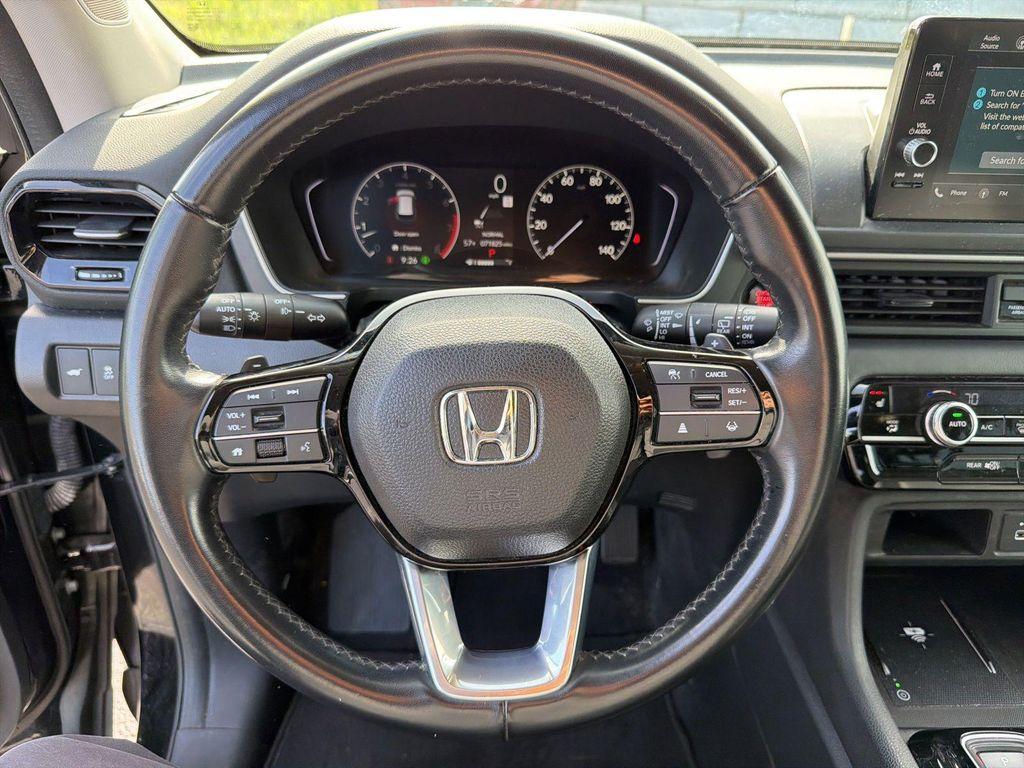 used 2023 Honda Pilot car, priced at $34,400