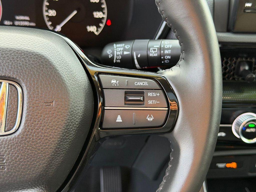 used 2024 Honda CR-V car, priced at $32,900