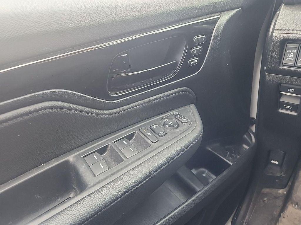 used 2023 Honda Odyssey car, priced at $35,800