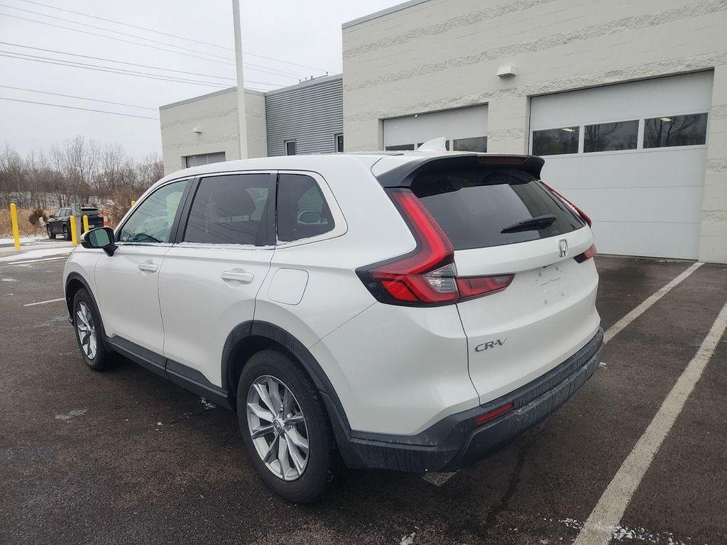 used 2024 Honda CR-V car, priced at $30,900