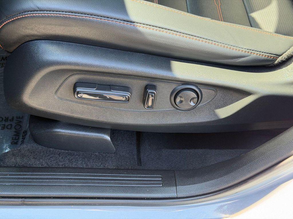 used 2023 Honda CR-V Hybrid car, priced at $32,900