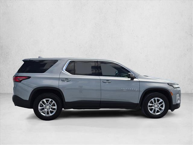 used 2023 Chevrolet Traverse car, priced at $22,489