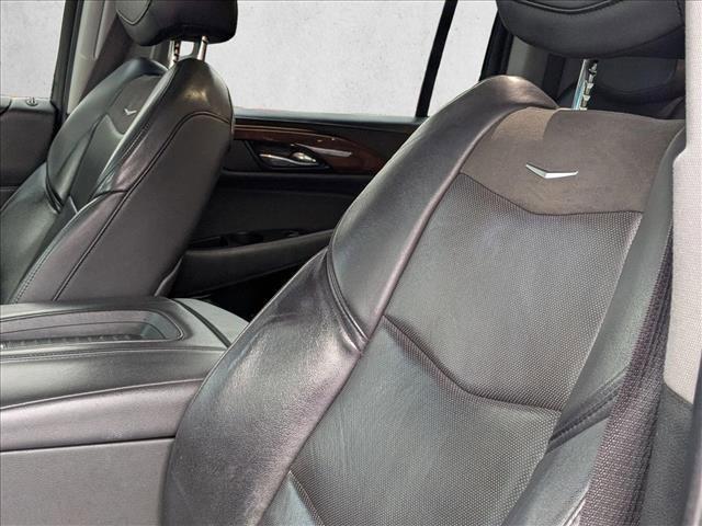 used 2020 Cadillac Escalade ESV car, priced at $23,995