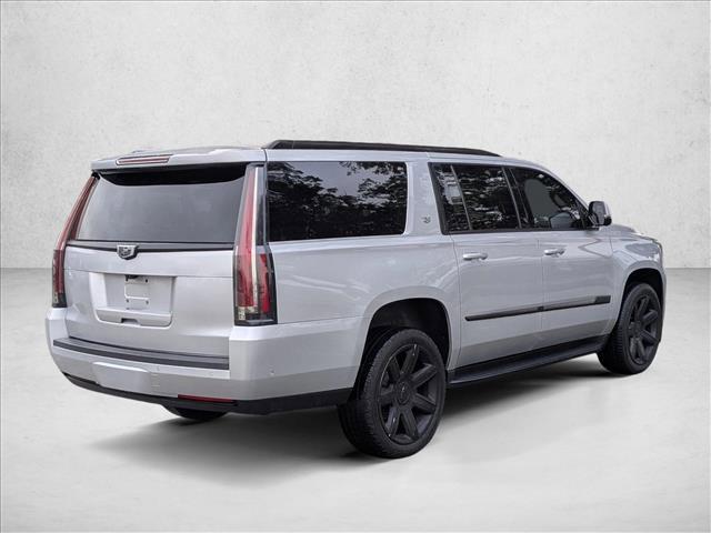 used 2020 Cadillac Escalade ESV car, priced at $23,995