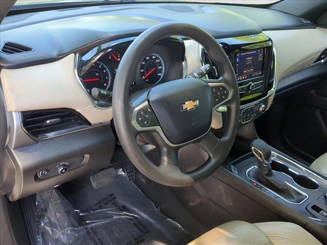used 2023 Chevrolet Traverse car, priced at $24,314