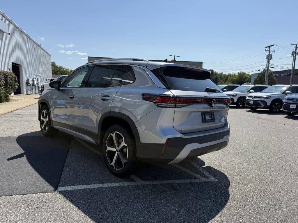 new 2025 Volkswagen Tiguan car, priced at $33,860